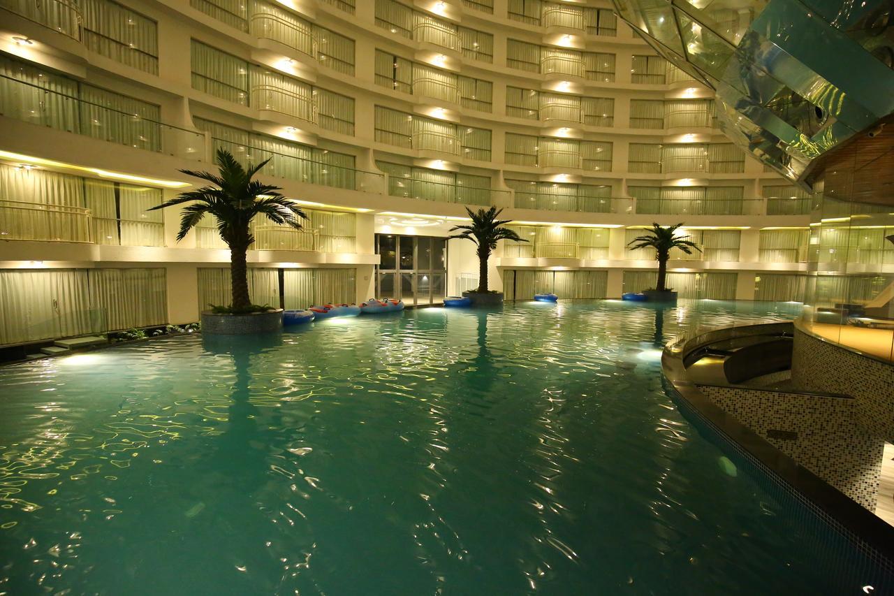 Rajhans Belliza Service Apartment Surat Buitenkant foto