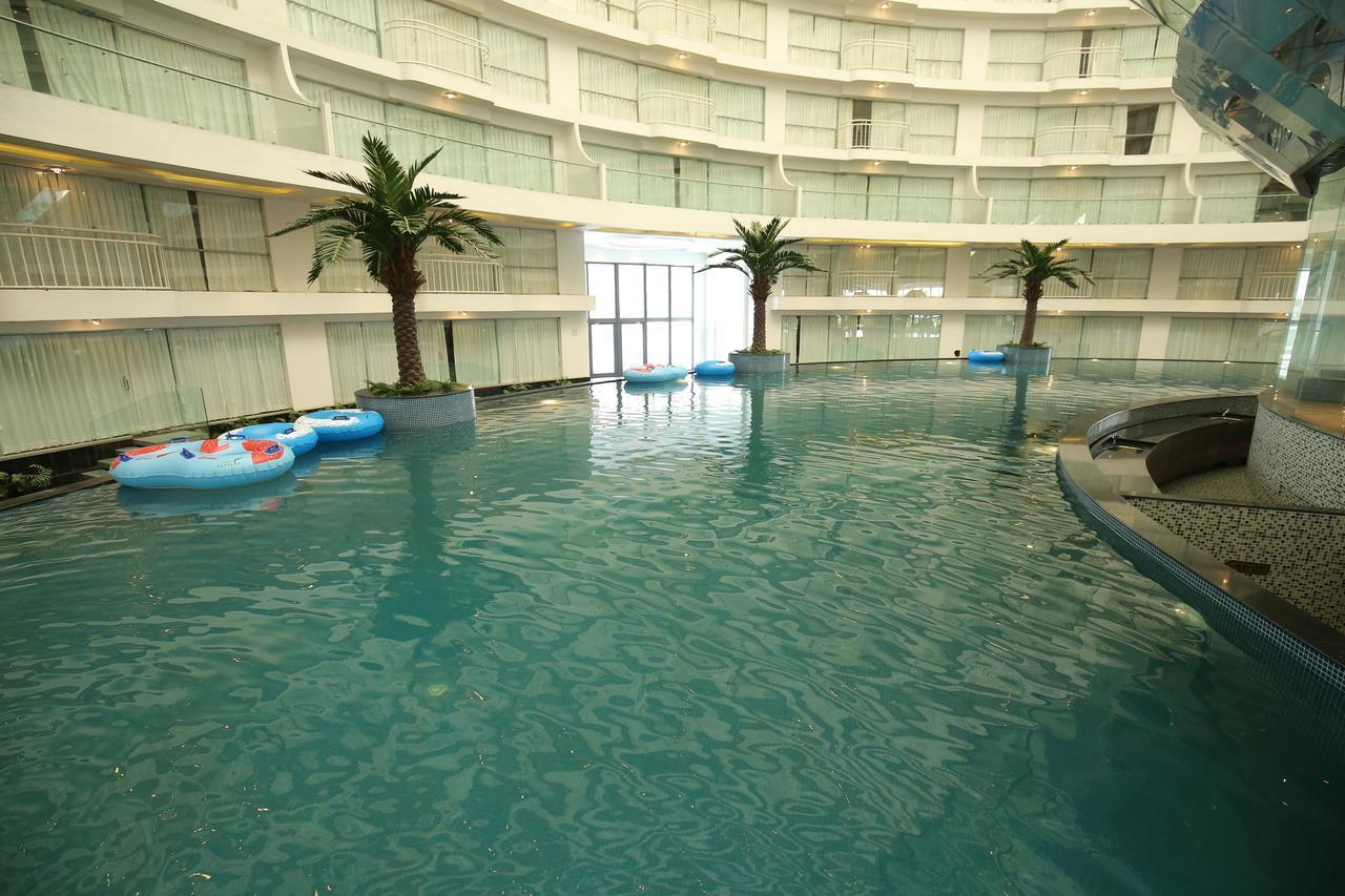 Rajhans Belliza Service Apartment Surat Buitenkant foto